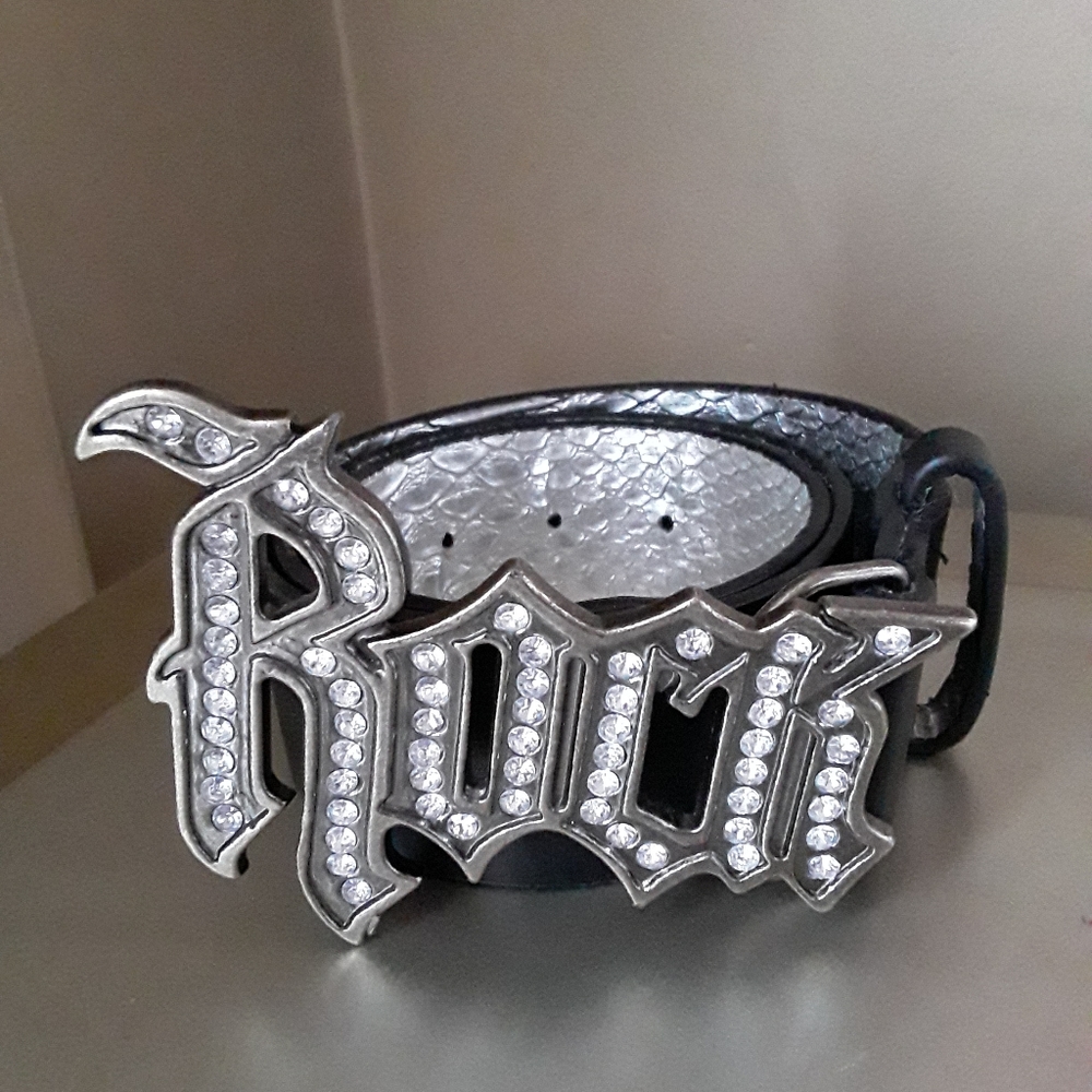 NWOT Guess Rhinestone Belt Vintage